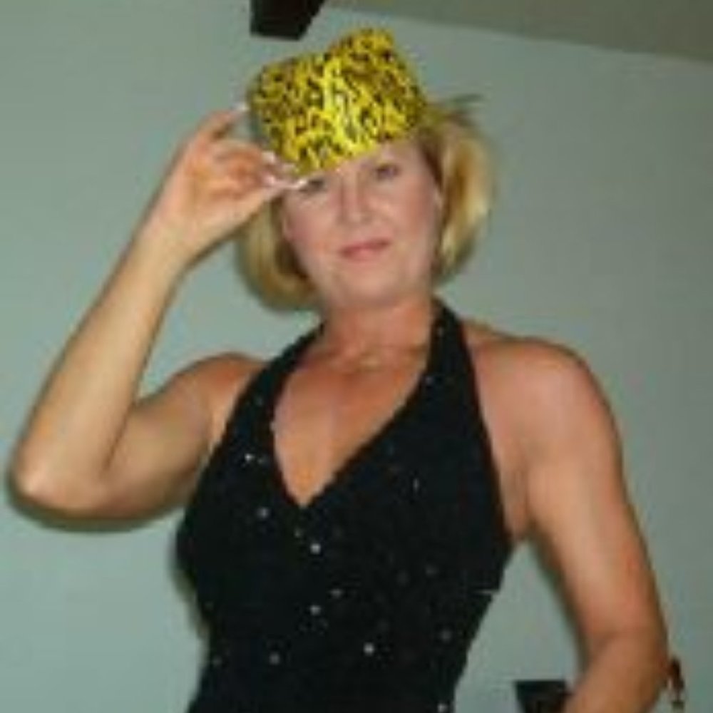 Meet your Posher, Nina